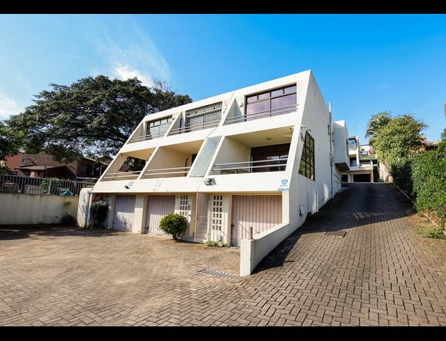 3 BEDROOM SECTIONAL TITLE FOR SALE IN MORNINGSIDE